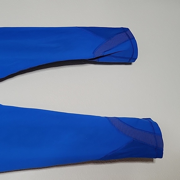 Lululemon Blue and Black Striped Capri Leggings - Picture 2 of 8